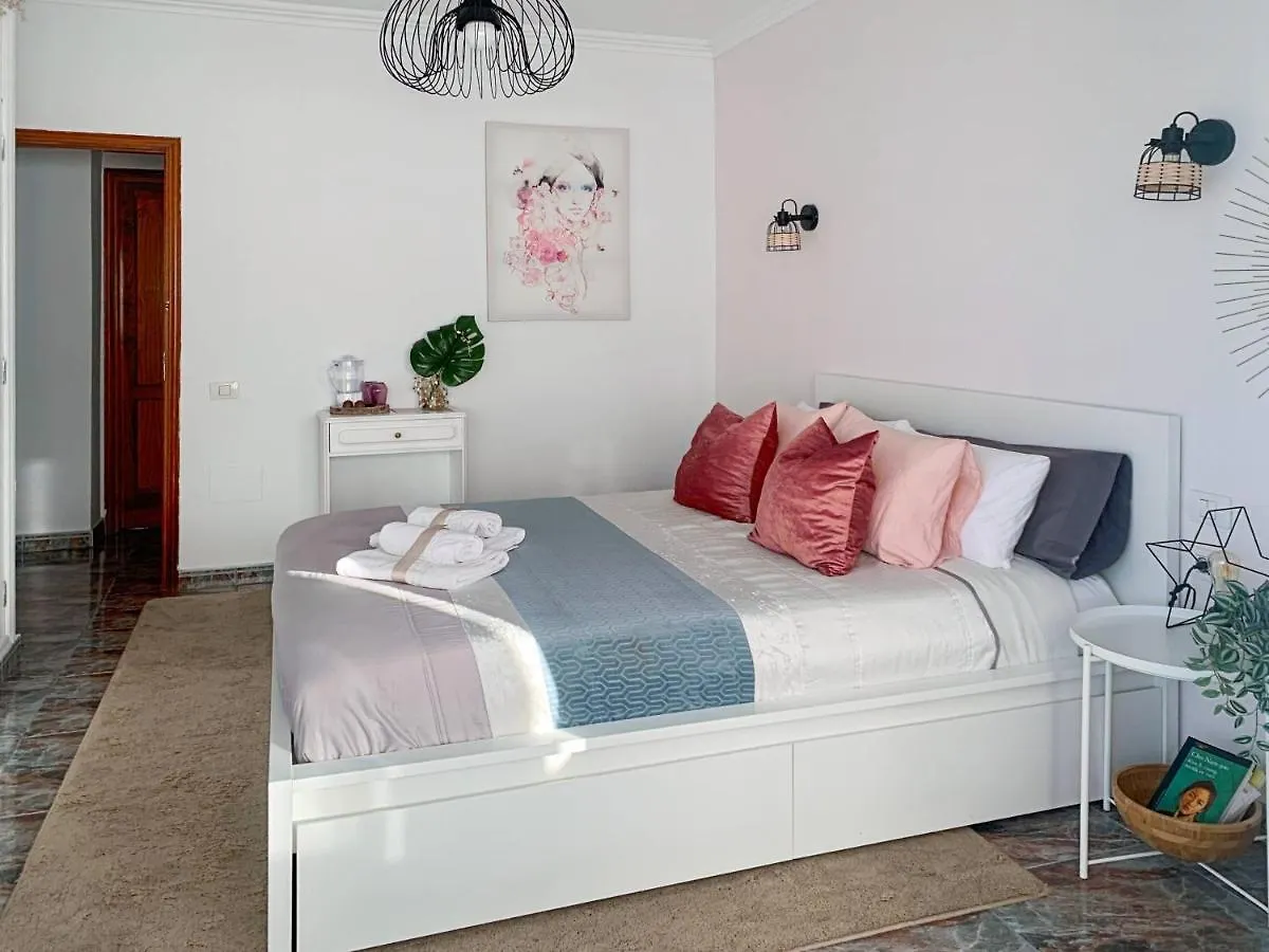 Habitaciones Privadas Cerca De La Playa Y Aeropuerto En Casa Compartida Con Otros Huespedes Playa Honda  0*, Playa Honda (Lanzarote) Espagne