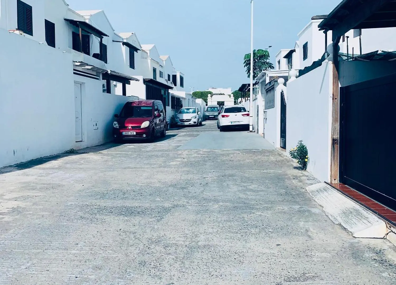 Habitaciones Privadas Cerca De La Playa Y Aeropuerto En Casa Compartida Con Otros Huespedes Playa Honda  Espagne
