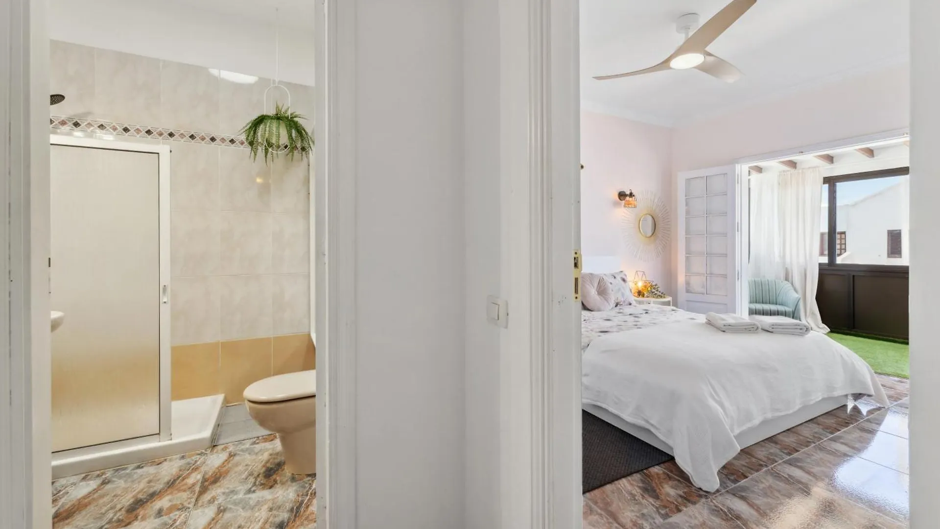 Habitaciones Privadas Cerca De La Playa Y Aeropuerto En Casa Compartida Con Otros Huespedes Playa Honda  Espagne